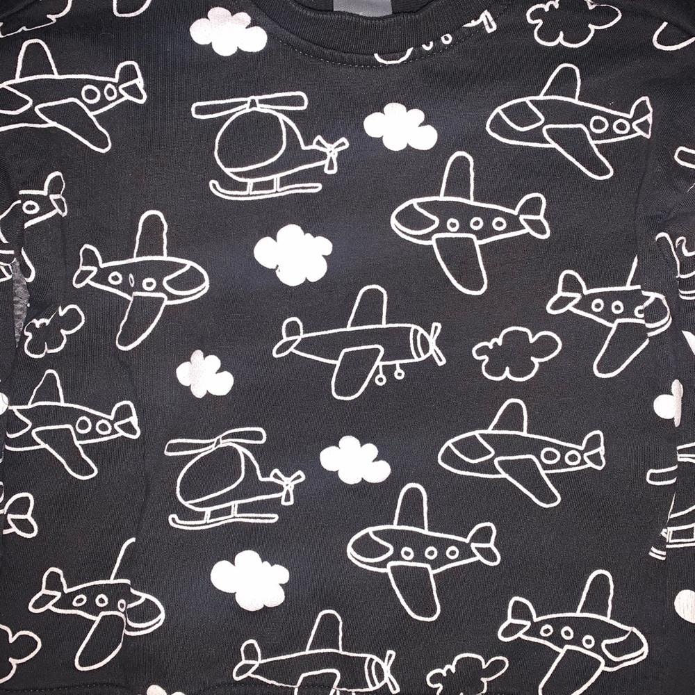 ❌SOLD❌ H&M baby boys crewneck sweater - Picture 2 of 2
